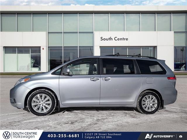 2014 Toyota Sienna XLE 7 Passenger (Stk: SU7702A) in Calgary - Image 3 of 11