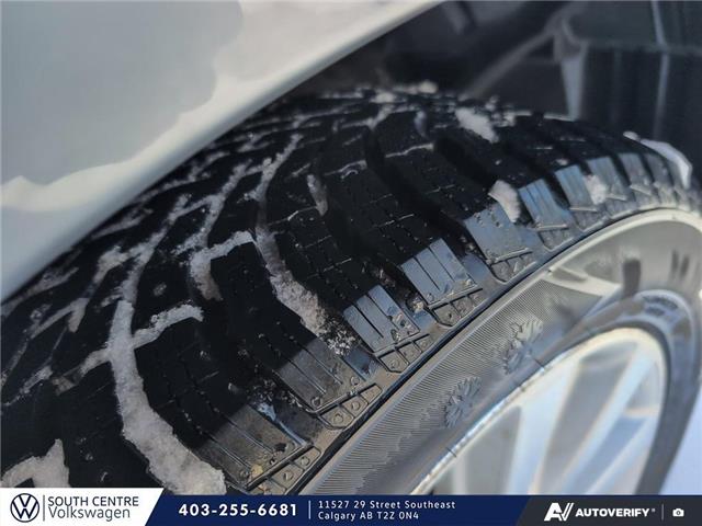 2014 Toyota Sienna XLE 7 Passenger (Stk: SU7702A) in Calgary - Image 7 of 11