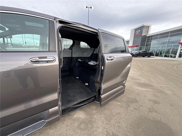 2022 Toyota Sienna  (Stk: S212864A) in Cranbrook - Image 8 of 17