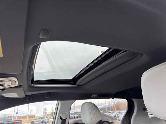 2022 Toyota Sienna  (Stk: S212864A) in Cranbrook - Image 10 of 17