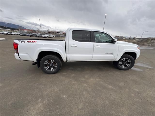 2017 Toyota Tacoma  (Stk: X070349W) in Cranbrook - Image 6 of 19