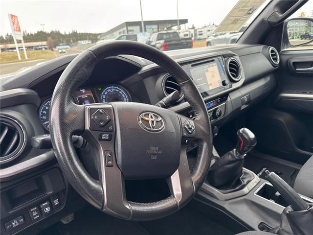 2017 Toyota Tacoma  (Stk: X070349W) in Cranbrook - Image 8 of 19