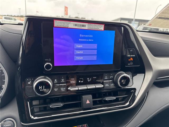 2026 Toyota Highlander Hybrid XLE (Stk: S696973) in Cranbrook - Image 17 of 21