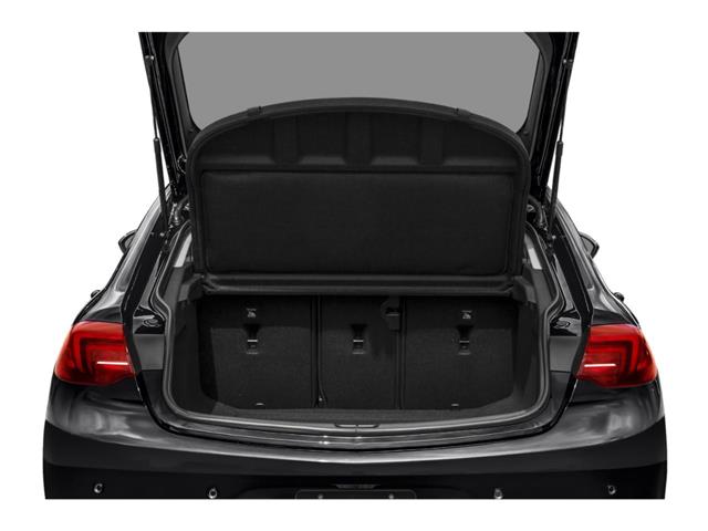 2019 Buick Regal Sportback Preferred II (Stk: U-3018A) in Tillsonburg - Image 8 of 12