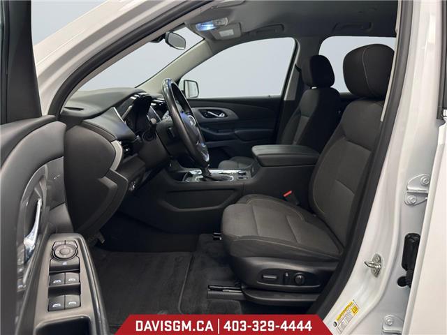 2021 Chevrolet Traverse LT Cloth (Stk: 302749) in Lethbridge - Image 9 of 15