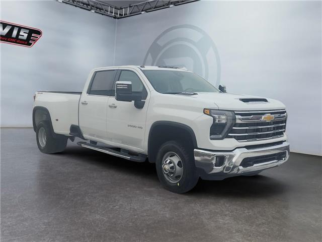 2026 Chevrolet Silverado 3500HD LTZ (Stk: 380414) in Claresholm - Image 7 of 15