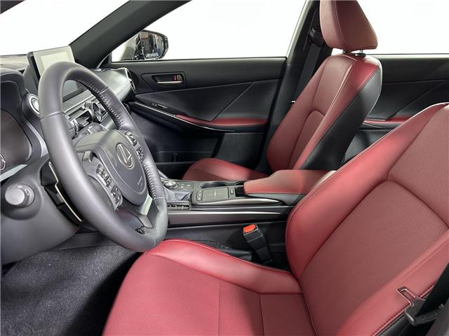 2025 Lexus IS 300  (Stk: 15105503) in Richmond Hill - Image 11 of 18
