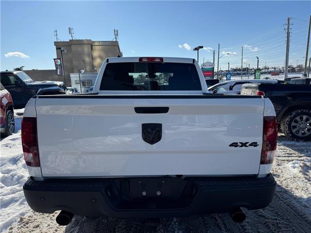 2023 RAM 1500 Classic SLT (Stk: 28300P) in Newmarket - Image 3 of 12