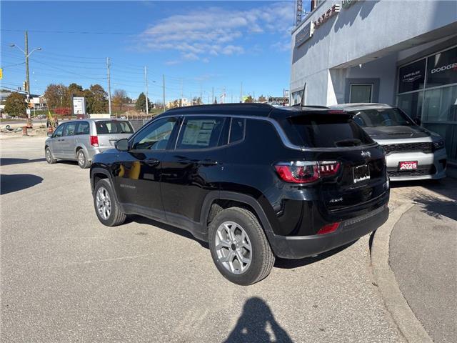 2026 Jeep Compass North (Stk: M22910) in Newmarket - Image 5 of 14