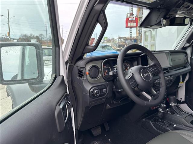 2026 Jeep Gladiator Mojave (Stk: Z22984) in Newmarket - Image 9 of 14