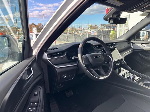 2025 Jeep Grand Cherokee Laredo (Stk: H22965) in Newmarket - Image 9 of 14