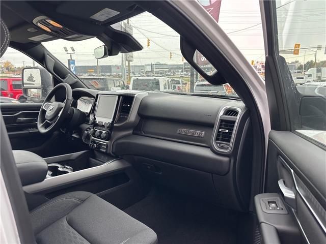 2025 RAM 1500 Big Horn (Stk: T22971) in Newmarket - Image 10 of 13
