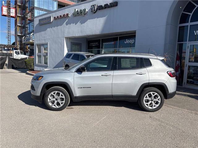 2026 Jeep Compass North (Stk: M22929) in Newmarket - Image 4 of 14