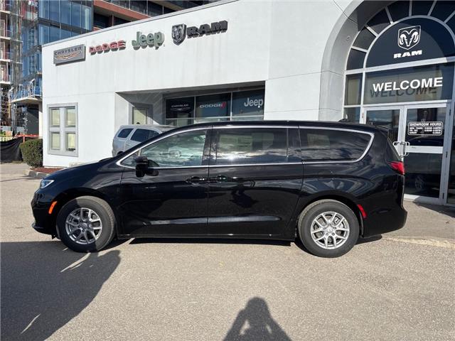 2026 Chrysler Pacifica Select (Stk: P22969) in Newmarket - Image 4 of 14