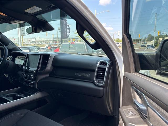 2025 RAM 1500 Big Horn (Stk: T22582) in Newmarket - Image 5 of 8 2025 RAM 1500 Big Horn (Stk: T22582) in Newmarket - Image 5 of 8