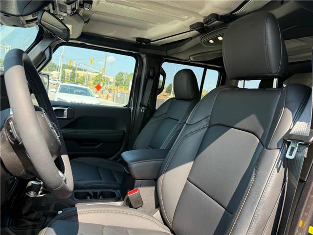 2025 Jeep Wrangler Sahara (Stk: W22828) in Newmarket - Image 8 of 12