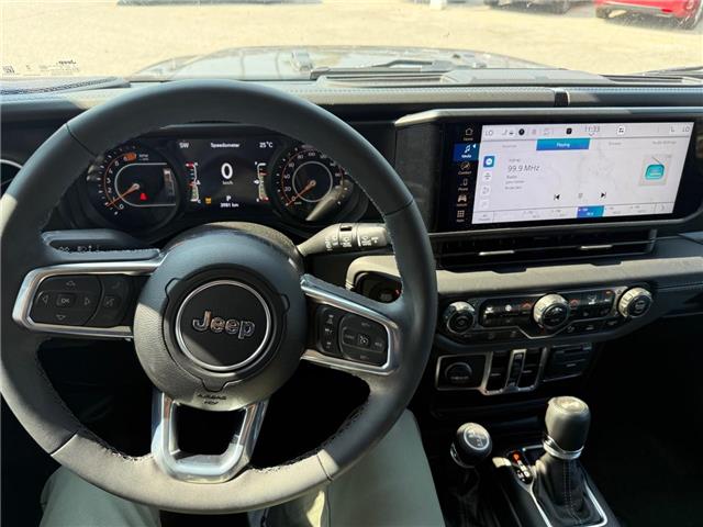 2025 Jeep Wrangler Sahara (Stk: W22828) in Newmarket - Image 10 of 12