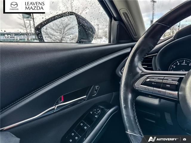 2023 Mazda CX-30 GS (Stk: 14-25606A) in London - Image 17 of 26