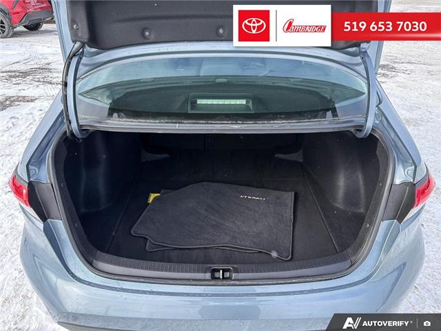 2021 Toyota Corolla LE (Stk: P0065590) in Cambridge - Image 12 of 25