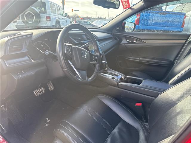 2018 Honda Civic Sport Touring (Stk: L702A) in Newmarket - Image 17 of 28