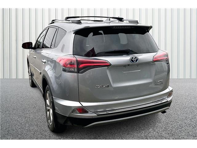 2017 Toyota RAV4 Hybrid Limited (Stk: NI9755A) in Cranbrook - Image 7 of 9