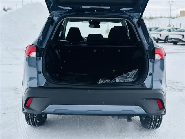 2025 Toyota Corolla Cross LE (Stk: P22677) in Stratford - Image 12 of 30