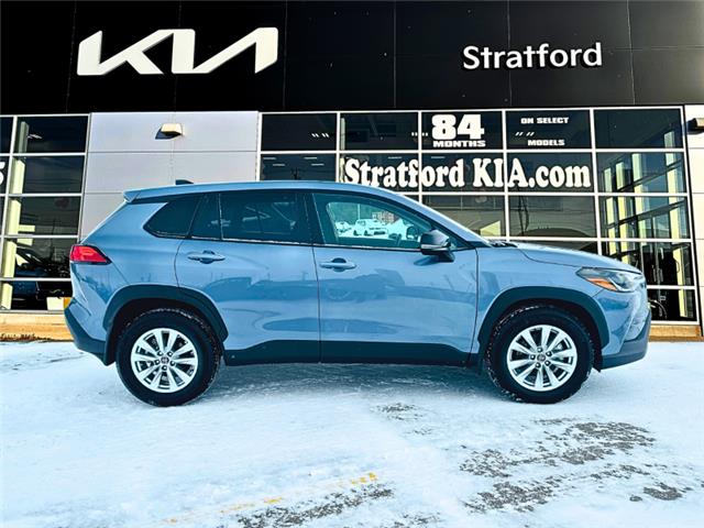 2025 Toyota Corolla Cross LE (Stk: P22677) in Stratford - Image 13 of 30
