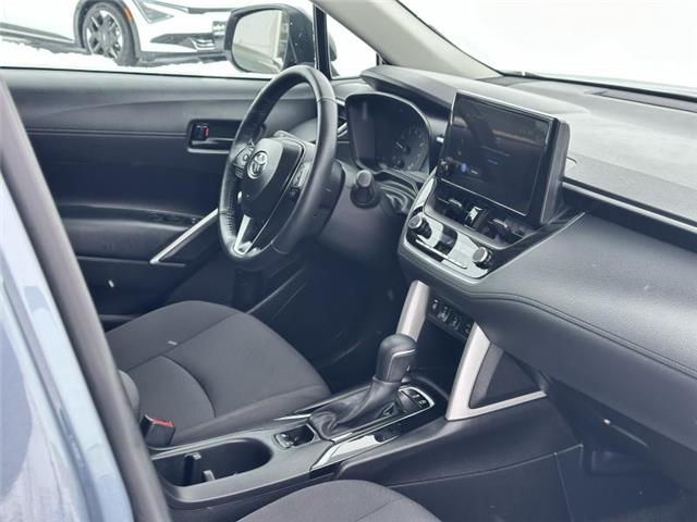 2025 Toyota Corolla Cross LE (Stk: P22677) in Stratford - Image 17 of 30