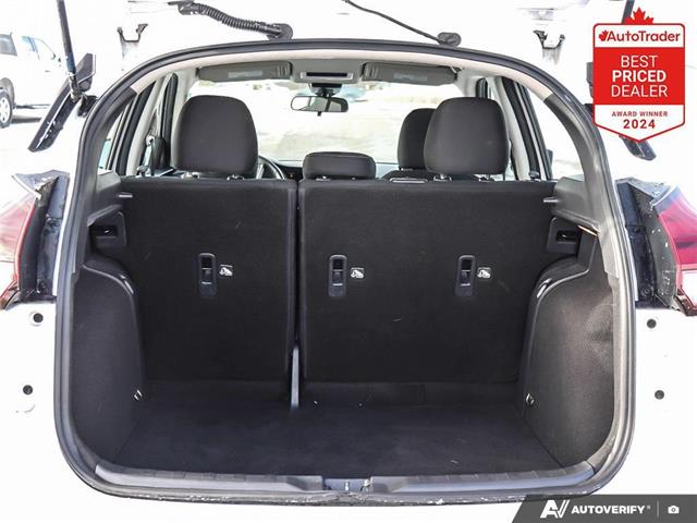 2025 Nissan Kicks Play SV (Stk: U3301) in Hamilton - Image 14 of 30