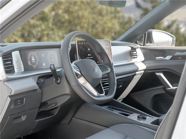 2026 Volkswagen Tiguan Comfortline R-Line Black Edition (Stk: TT056724) in Vancouver - Image 12 of 23