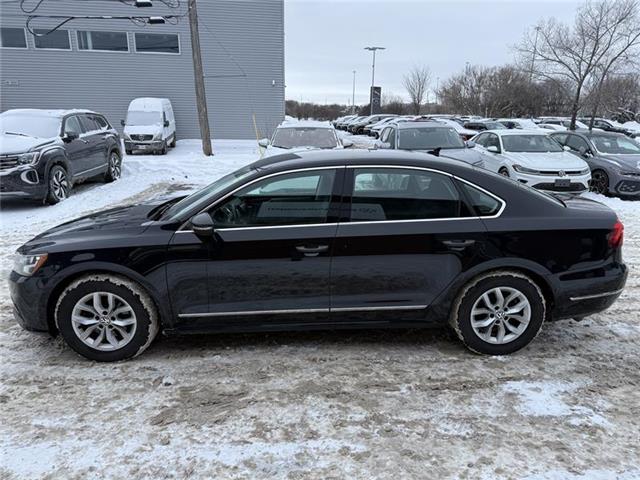 2017 Volkswagen Passat 1.8 TSI Trendline+ (Stk: N15300A) in Ottawa - Image 2 of 15