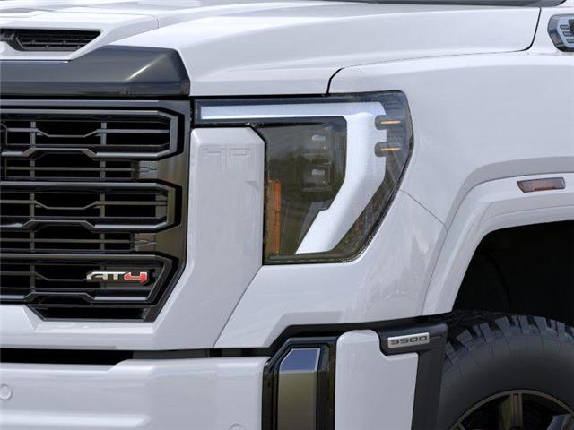 2026 GMC Sierra 3500HD AT4 (Stk: TF147210) in Calgary - Image 10 of 24