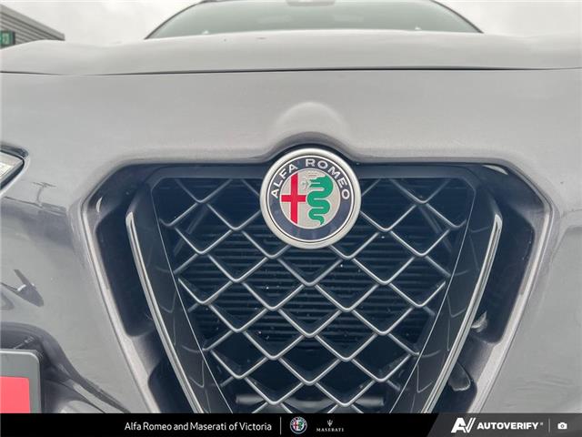 2022 Alfa Romeo Stelvio Quadrifoglio (Stk: 912181) in Victoria - Image 8 of 24