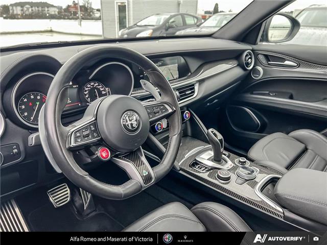2022 Alfa Romeo Stelvio Quadrifoglio (Stk: 912181) in Victoria - Image 12 of 24