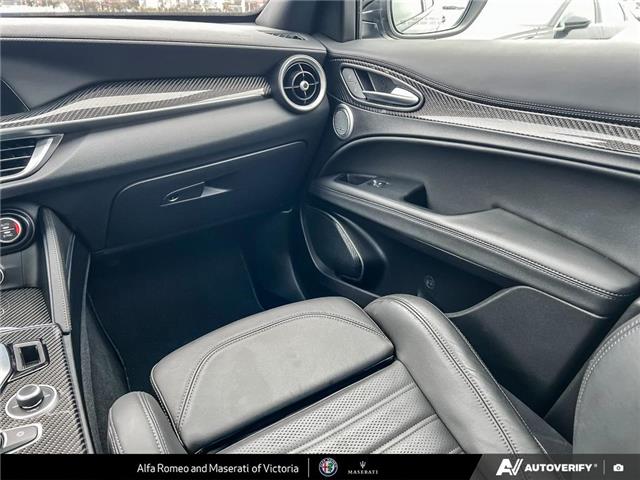 2022 Alfa Romeo Stelvio Quadrifoglio (Stk: 912181) in Victoria - Image 24 of 24