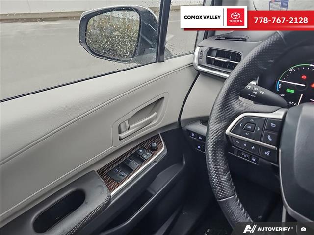 2021 Toyota Sienna LE 8-Passenger (Stk: P3610) in Courtenay - Image 17 of 25