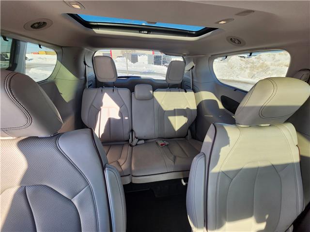 2017 Chrysler Pacifica Limited (Stk: JB26001) in Brandon - Image 17 of 23
