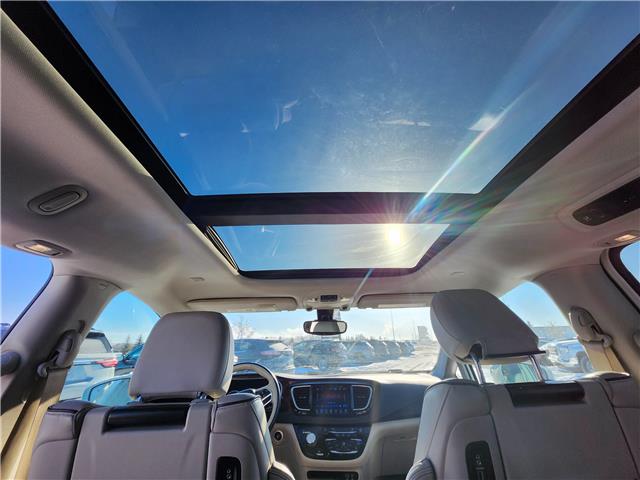 2017 Chrysler Pacifica Limited (Stk: JB26001) in Brandon - Image 18 of 23