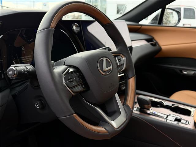 2025 Lexus RX 350 Base (Stk: 260264AA) in Calgary - Image 5 of 19