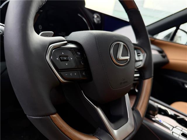 2025 Lexus RX 350 Base (Stk: 260264AA) in Calgary - Image 12 of 19