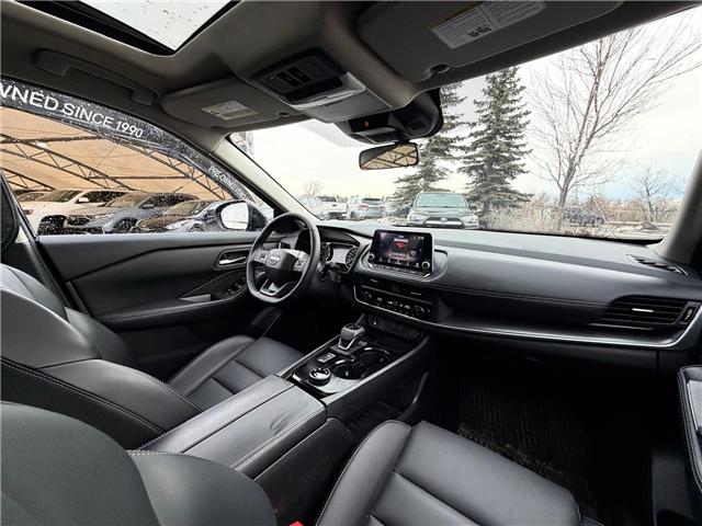 2025 Nissan Rogue Midnight Edition (Stk: 260264AB) in Calgary - Image 9 of 18