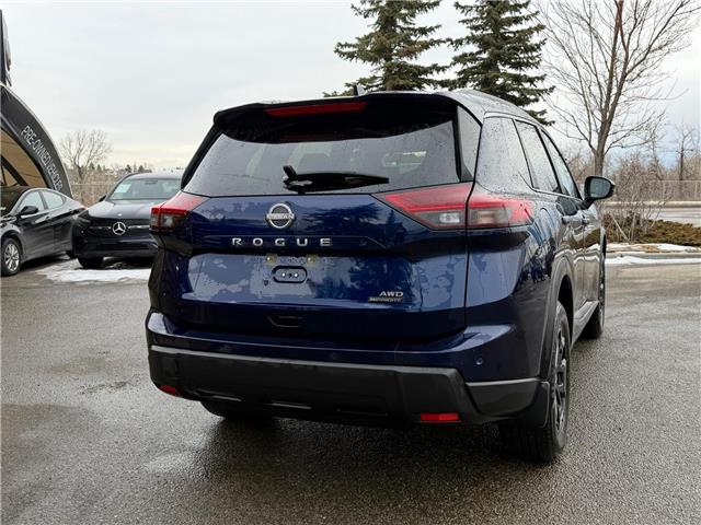 2025 Nissan Rogue Midnight Edition (Stk: 260264AB) in Calgary - Image 3 of 18