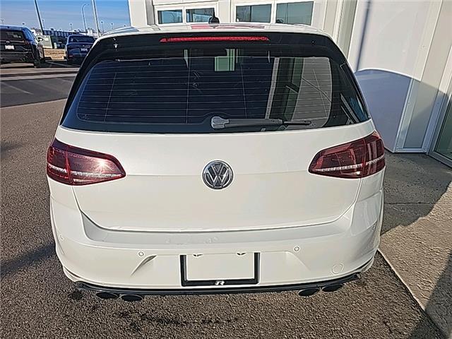 2016 Volkswagen Golf R 2.0 TSI (Stk: U1385A) in Lethbridge - Image 4 of 24