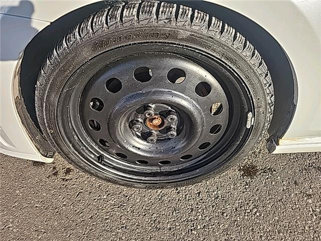 2016 Volkswagen Golf R 2.0 TSI (Stk: U1385A) in Lethbridge - Image 8 of 24