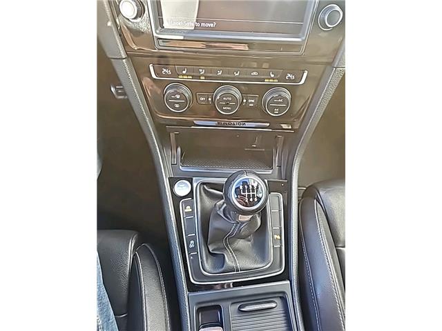 2016 Volkswagen Golf R 2.0 TSI (Stk: U1385A) in Lethbridge - Image 14 of 24