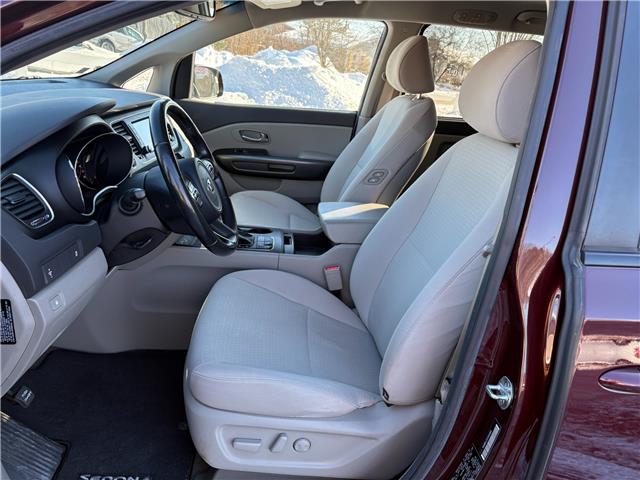 2018 Kia Sedona LX (Stk: A-400860) in Moncton - Image 11 of 20