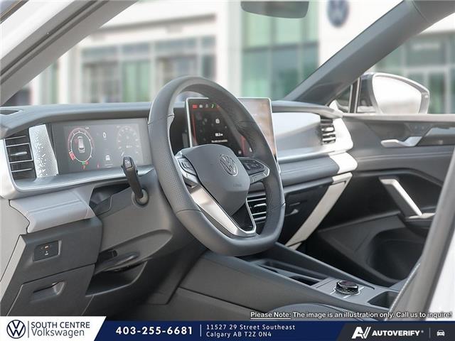 2026 Volkswagen Tiguan Comfortline R-Line Black Edition (Stk: QG8972) in Calgary - Image 12 of 26