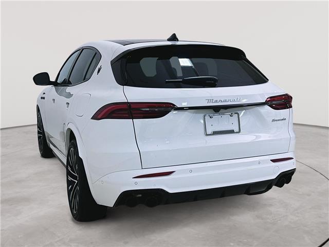 2025 Maserati Grecale Modena (Stk: 1328MC) in Calgary - Image 7 of 32