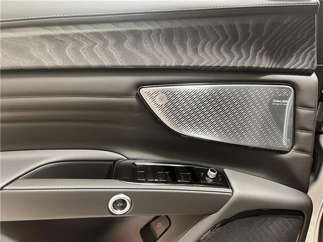 2025 Maserati Grecale Modena (Stk: 1326MC) in Calgary - Image 19 of 30