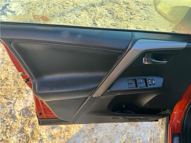 2016 Toyota RAV4 XLE (Stk: 2601010) in Waterloo - Image 10 of 21